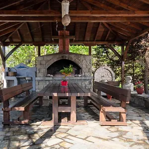 Vilă Village, Sykia Chalkidikis