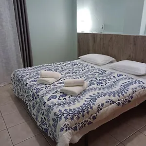Apartament Vata, Salonic