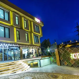 The 3*, İstanbul Türkiye