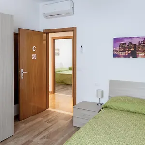 vizitați hotelul